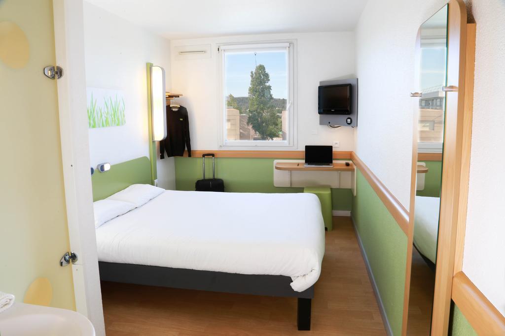 Ibis Budget Marseille Vitrolles Витроль Экстерьер фото