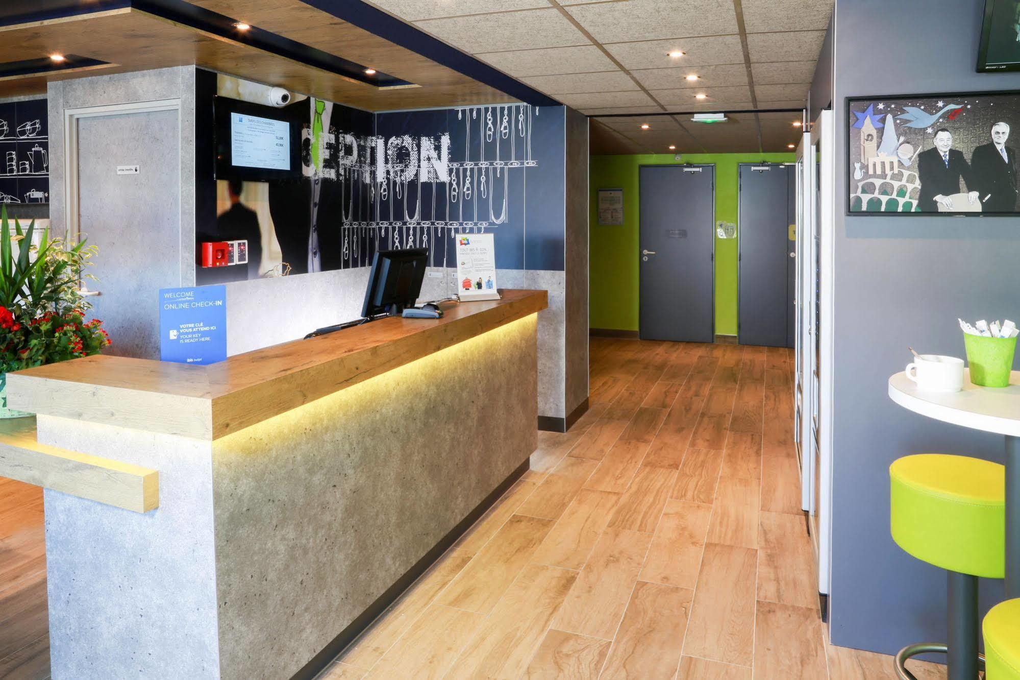 Ibis Budget Marseille Vitrolles Витроль Экстерьер фото