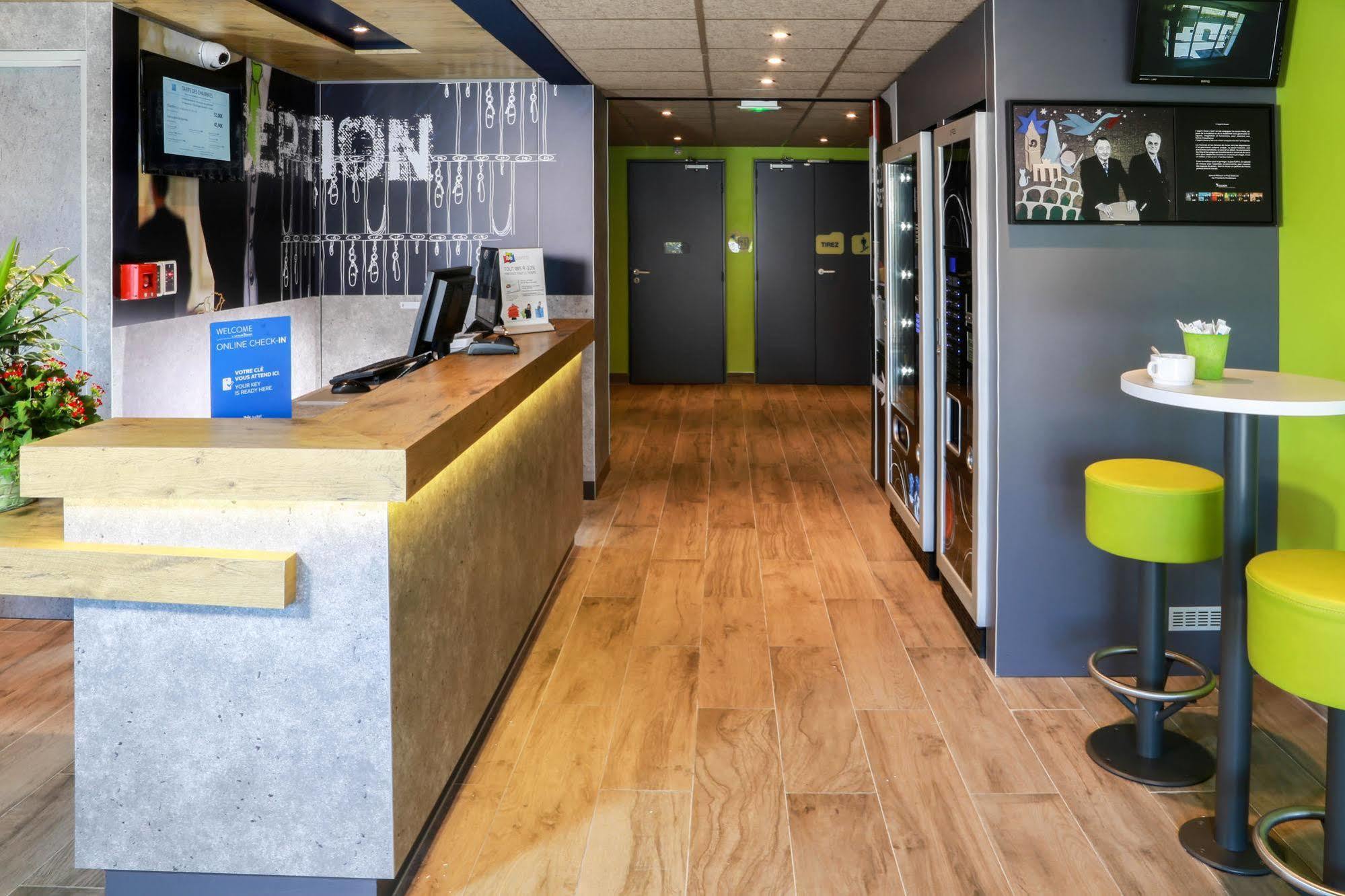 Ibis Budget Marseille Vitrolles Витроль Экстерьер фото